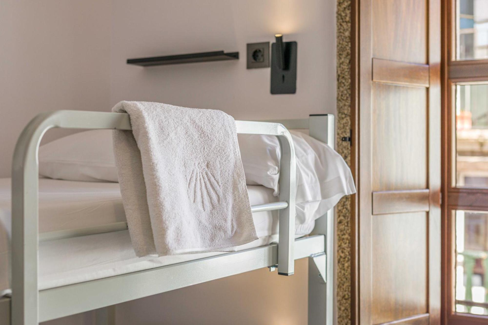 Albergue O Candil Мелиде Экстерьер фото