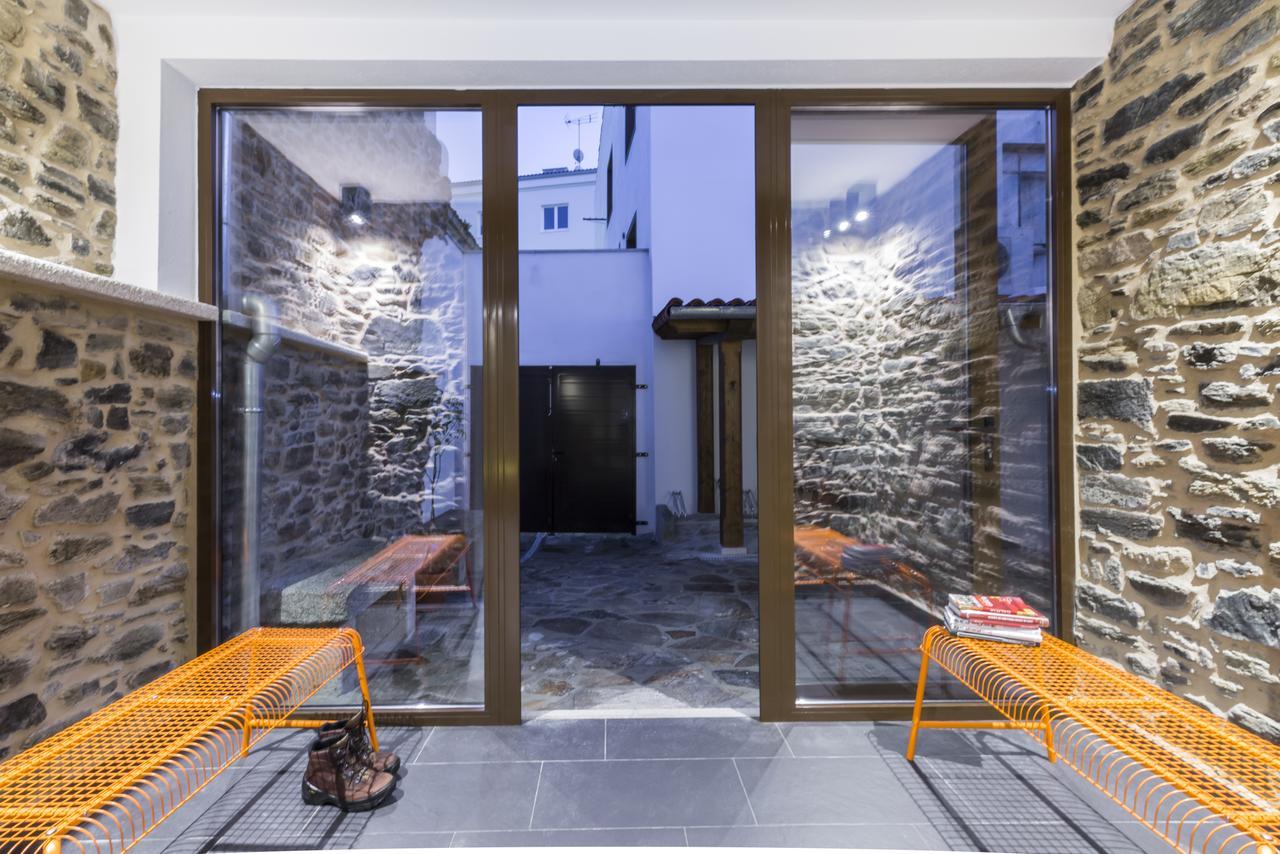 Albergue O Candil Мелиде Экстерьер фото